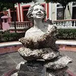 Julia de Burgos Santo Domingo statue