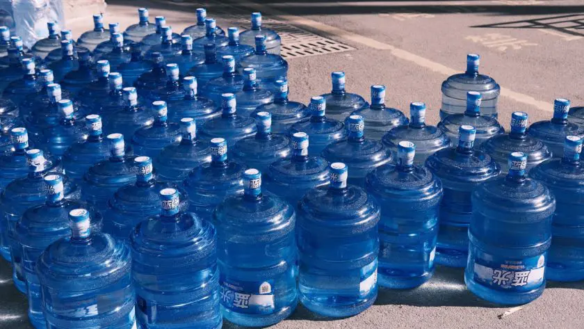 large refillable water jugs